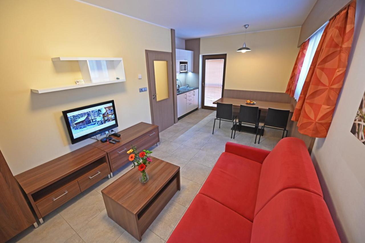 Hotel Jirinka โดลนี โมราวา ภายนอก รูปภาพ